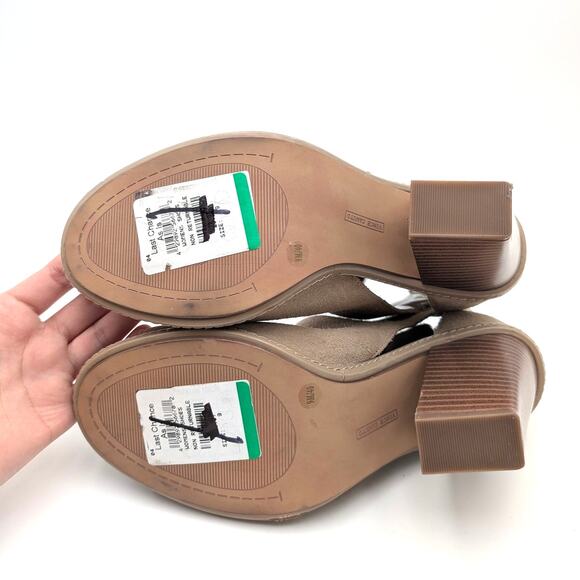 Vince Camuto Fareena Cutout Block Heel Bootie Women's Tortilla Size US9M EU40 - Picture 7 of 12